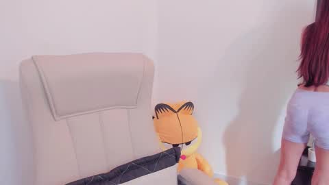 Help me reach 100 likes online show from February 2025 07:07:01 PM