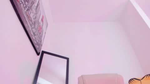 Help me reach 100 likes online show from February 2025 10:20:02 PM