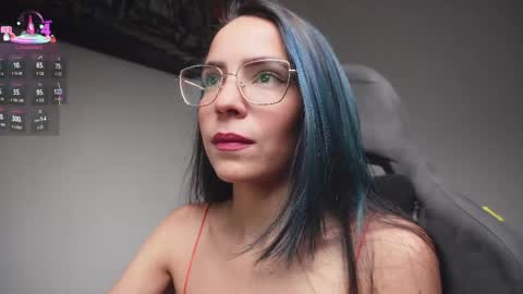 Help me reach 100 likes online show from April 2026 07:09:02 PM