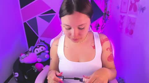Snapshot of little_emma0 chatting on May 2026 01:41:01 PM Carol online show from May 2026 01:41:01 PM