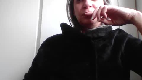 Snapshot of little_heart_andreea chatting on February 2026 08:05:02 AM little_heart_andreea online show from February 2026 08:05:02 AM