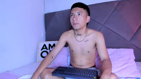 little_kris1 online show from October 2025 12:55:02 PM