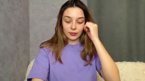 Mia   Im online every day 1530 PM in New York  2030 PM in London online show from December 2024 08:11:01 PM