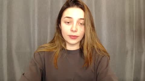 Mia   Im online every day 1530 PM in New York  2030 PM in London online show from January 2025 07:35:02 PM