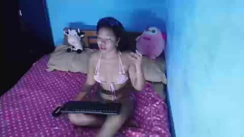 little_onixxx online show from September 2025 01:14:02 PM