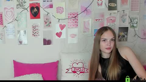 Kriss online show from October 2025 09:32:01 AM