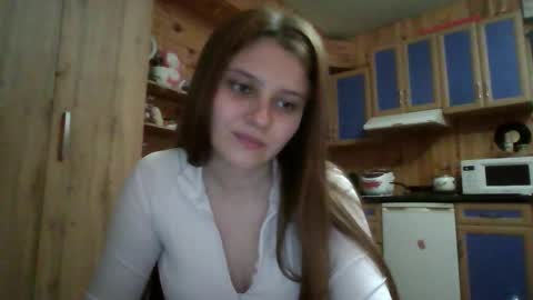 little_shygirl_ online show from September 2025 04:23:02 PM