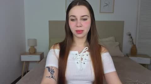 little_siin online show from February 2026 02:02:02 PM