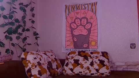 Sofia online show from February 2025 06:46:01 PM