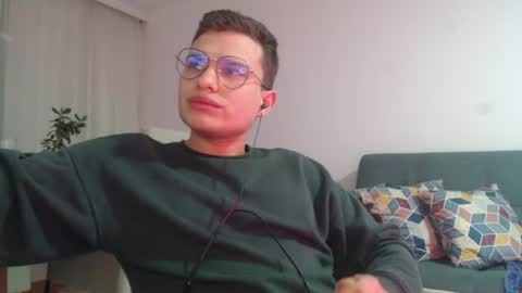 little_wizard online show from August 2026 03:52:02 AM