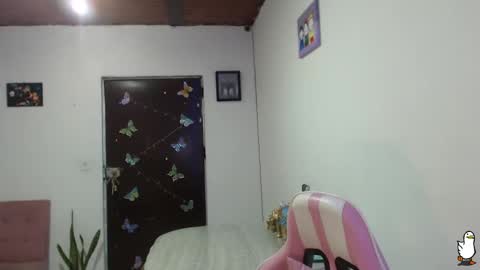 Snapshot of littleangelx_m chatting on February 2025 12:58:01 AM Daniela online show from February 2025 12:58:01 AM