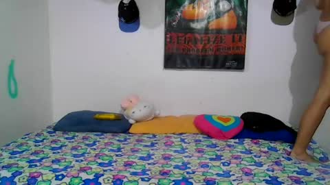 Little Anny online show from June 2026 07:23:01 PM