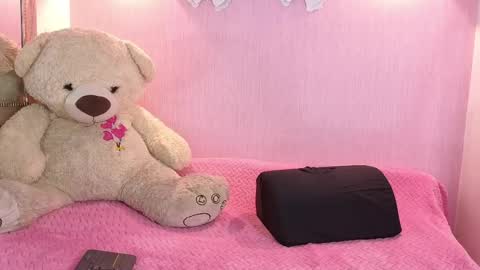 Ari online show from April 2026 12:09:02 PM