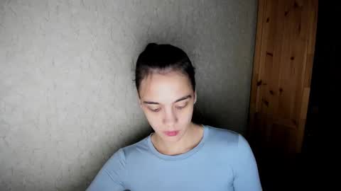 littleashleyy online show from November 2025 01:47:02 PM