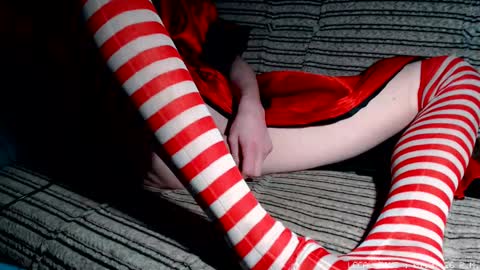 Malej Kmo online show from February 2026 12:07:01 AM