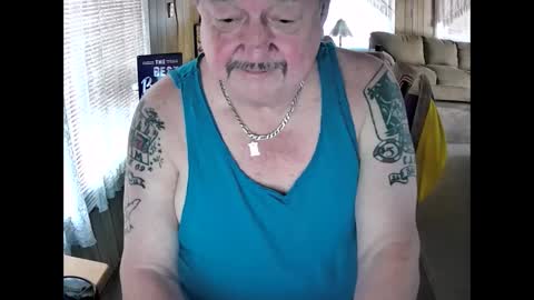 Littled83057 online show from October 2025 05:42:01 PM