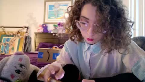 littledeathtrap online show from February 2026 07:23:01 PM