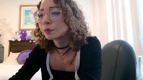 littledeathtrap online show from March 2026 07:47:01 PM