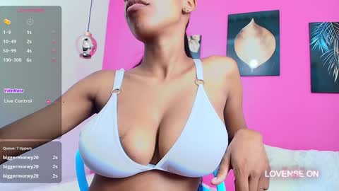 Tania  online show from December 2024 07:58:02 PM