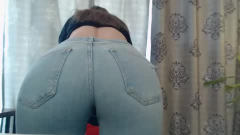 Your little flower  online show from February 2025 01:32:01 PM