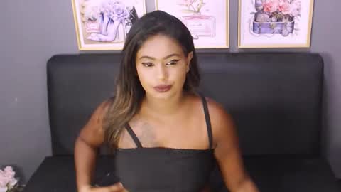 littleindianmilf online show from January 2025 08:45:01 AM