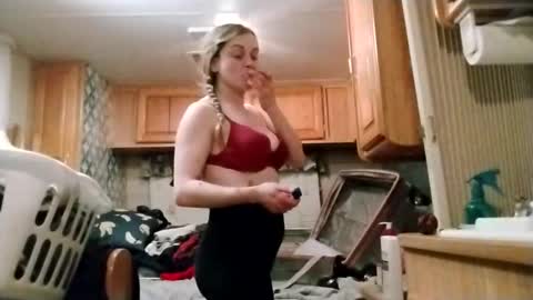 littleleo96 online show from March 2026 07:45:01 AM