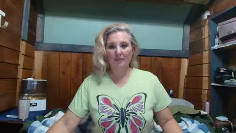 lisanixs online show from February 2026 02:53:01 AM