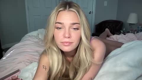 Marciabrady online show from January 2025 08:14:02 PM