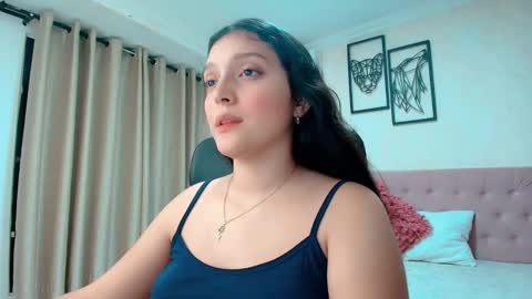 Snapshot of littlemolly_pregnant chatting on February 2026 11:24:02 PM Sarahs Room online show from February 2026 11:24:02 PM