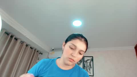 Snapshot of littlemolly_pregnant chatting on March 2026 12:35:01 AM Sarahs Room online show from March 2026 12:35:01 AM