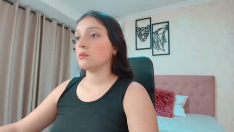 Sarahs Room online show from June 2026 10:58:01 PM