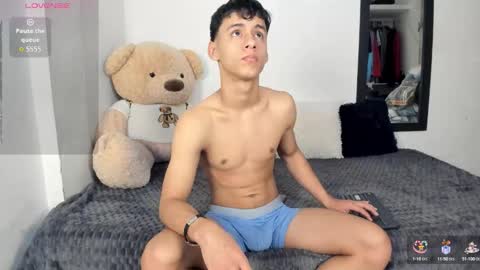 Snapshot of littleparker chatting on September 2025 12:27:02 PM PARKER online show from September 2025 12:27:02 PM