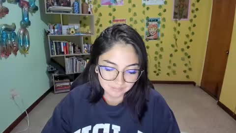 Mia  Wednesday to Sunday 730 am to 1030 am Colombian Hour D online show from March 2025 02:36:02 AM