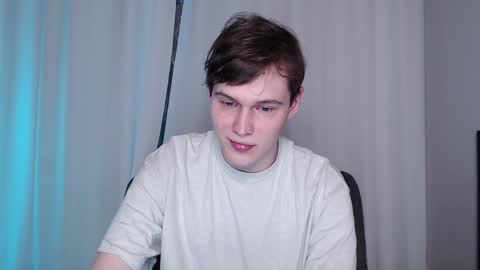 Snapshot of littlesadcabbage chatting on December 2024 03:54:02 PM Sonnenschein online show from December 2024 03:54:02 PM