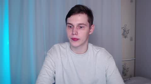 Snapshot of littlesadcabbage chatting on December 2024 11:28:02 PM Sonnenschein online show from December 2024 11:28:02 PM