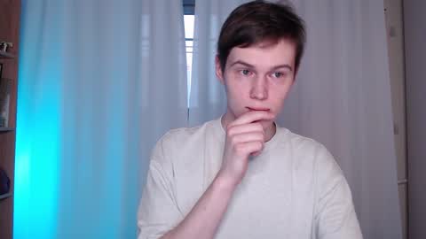 Snapshot of littlesadcabbage chatting on January 2025 11:44:02 AM Sonnenschein online show from January 2025 11:44:02 AM