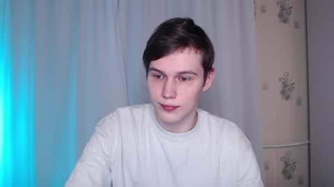 Snapshot of littlesadcabbage chatting on February 2025 03:42:01 PM Sonnenschein online show from February 2025 03:42:01 PM