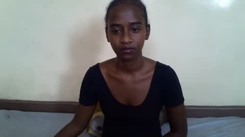 littlesandie online show from February 2025 12:08:01 PM