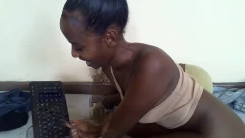 littlesandie online show from February 2025 08:53:02 AM