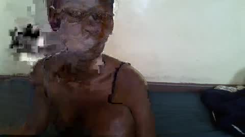 littlesandie online show from March 2025 11:47:02 AM