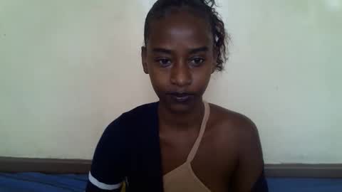 littlesandie online show from November 2025 05:28:02 AM