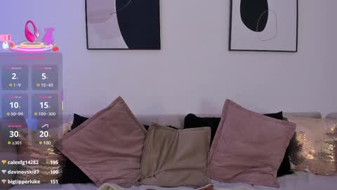    online show from March 2025 02:37:01 PM