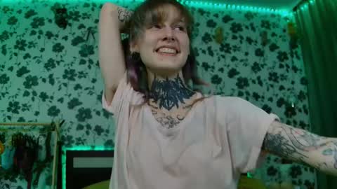 Niki  free tg channel with some photos gifs and info about streams  online show from September 2025 10:11:01 PM