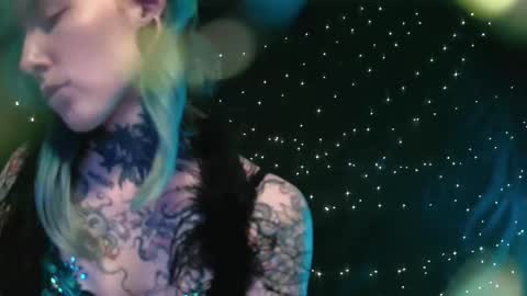 Niki  free tg channel with some photos gifs and info about streams  online show from November 2025 02:16:01 PM