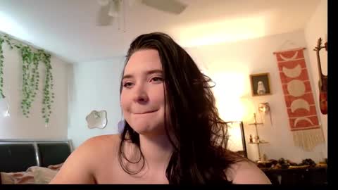 Eliza online show from October 2025 12:49:01 PM