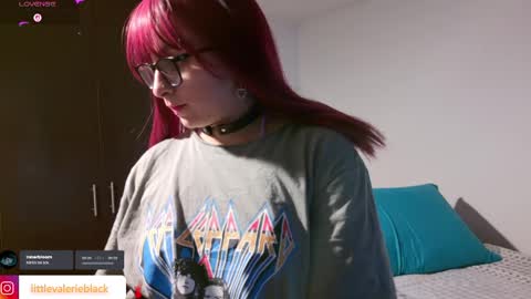 Valerie  online show from April 2026 08:42:01 AM