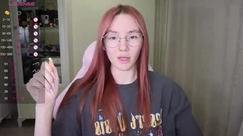 Eliana online show from October 2025 10:40:02 AM