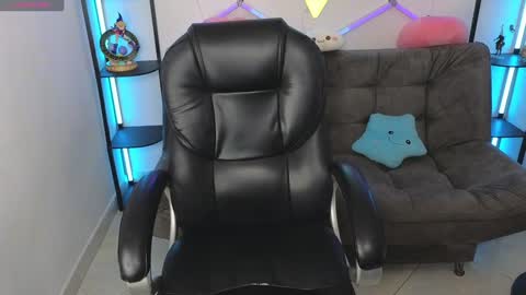 Snapshot of littlevixen18 chatting on December 2024 08:12:02 PM littlevixen18 online show from December 2024 08:12:02 PM