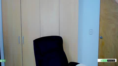 Snapshot of littlezhalem chatting on November 2025 05:29:02 AM littlezhalem online show from November 2025 05:29:02 AM