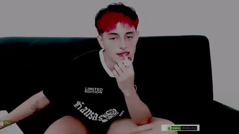 Snapshot of littlezhalem chatting on December 2025 05:35:01 AM littlezhalem online show from December 2025 05:35:01 AM